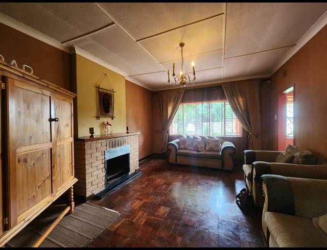 3 BEDROOM HOUSE FOR SALE IN THREE RIVERS